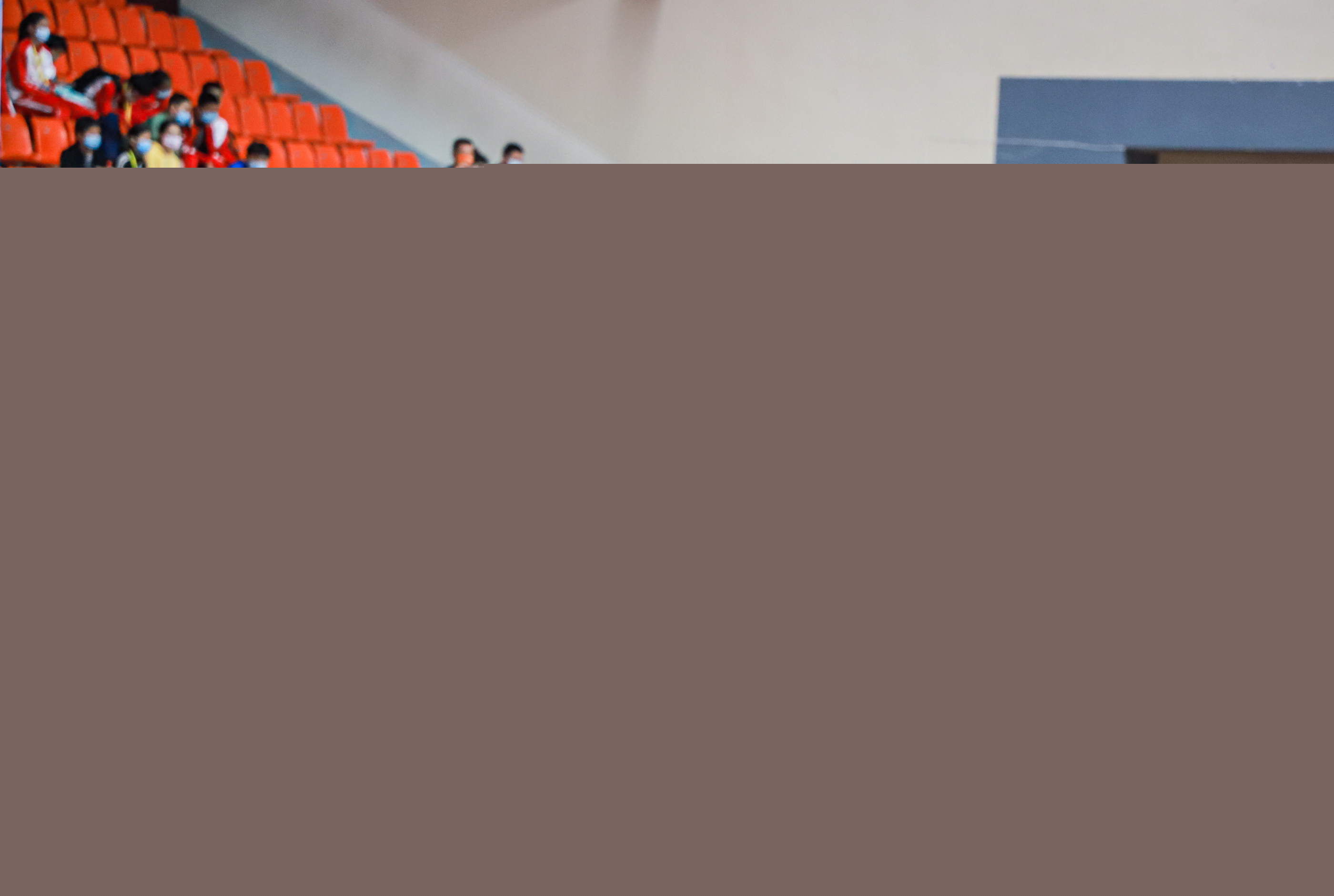 同样遭受质 同样遭受质