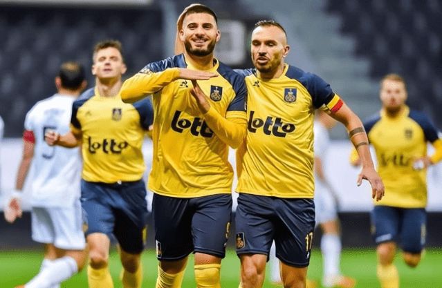 形成了攻防 形成了攻防