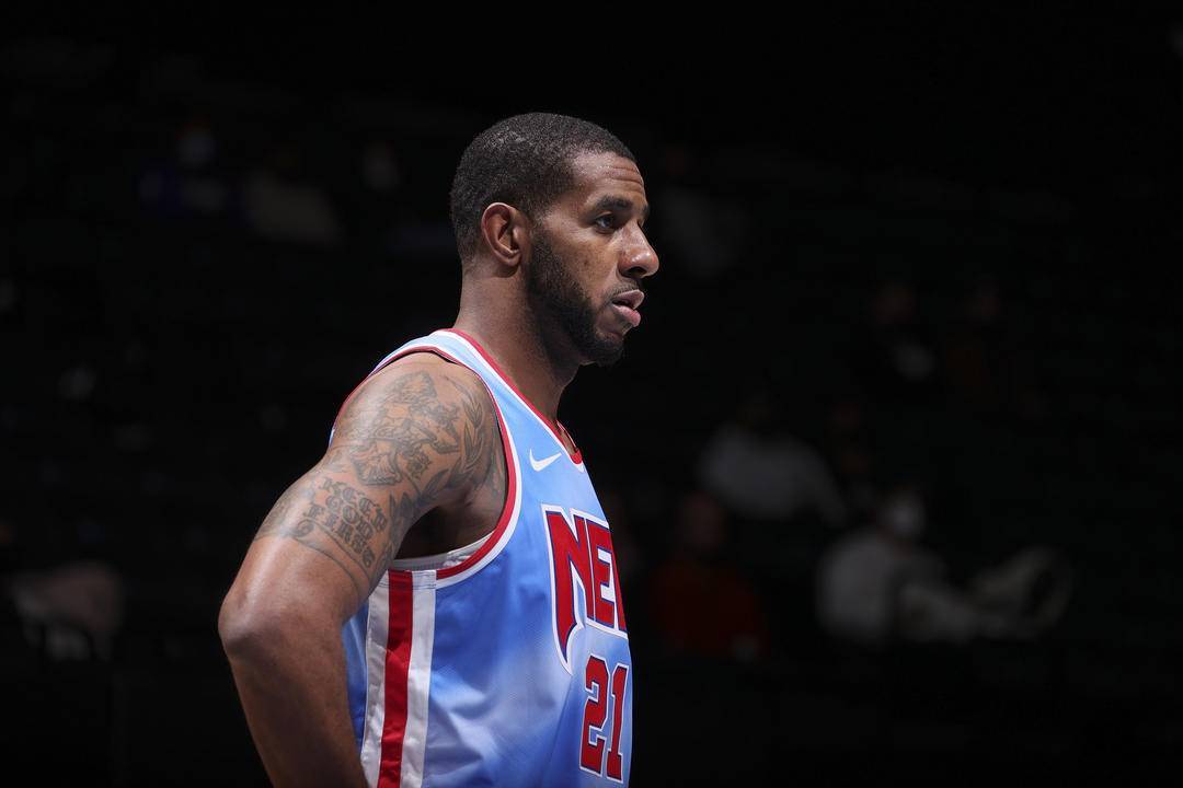 两端都展现 两端都展现